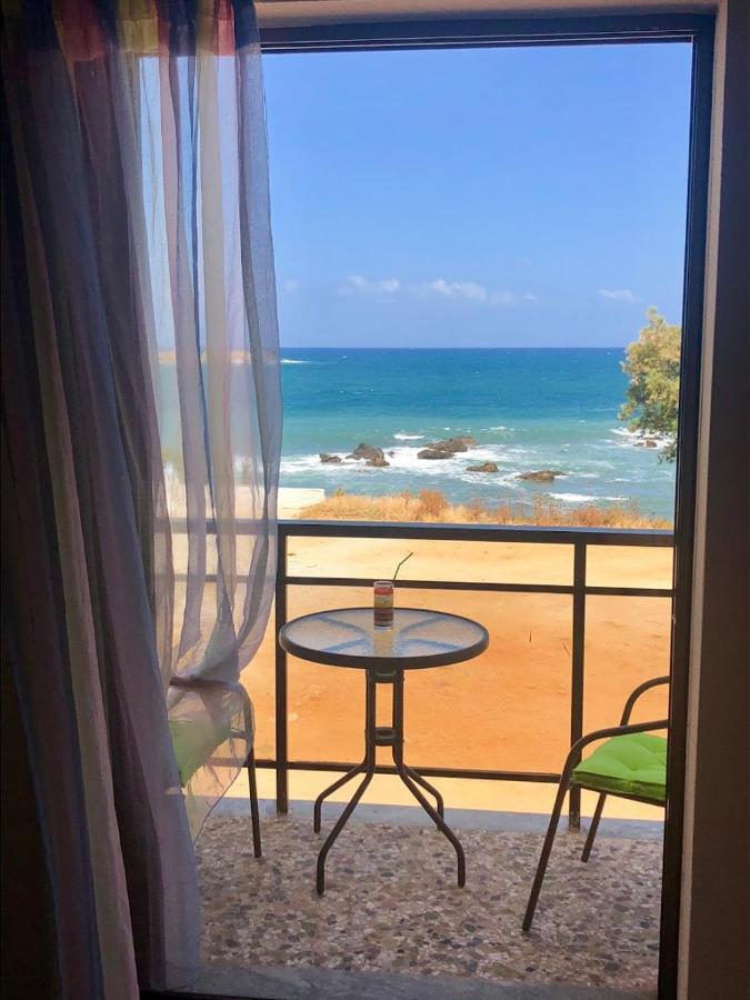 Elita Beachfront * La Canea